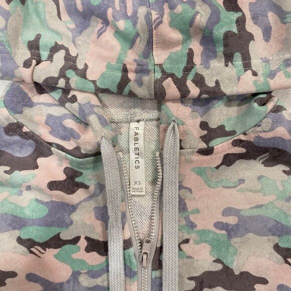 Fabletics Women’s XS Camo Half Zip Hoodie Pullover Pink Green - Picture 3 of 5